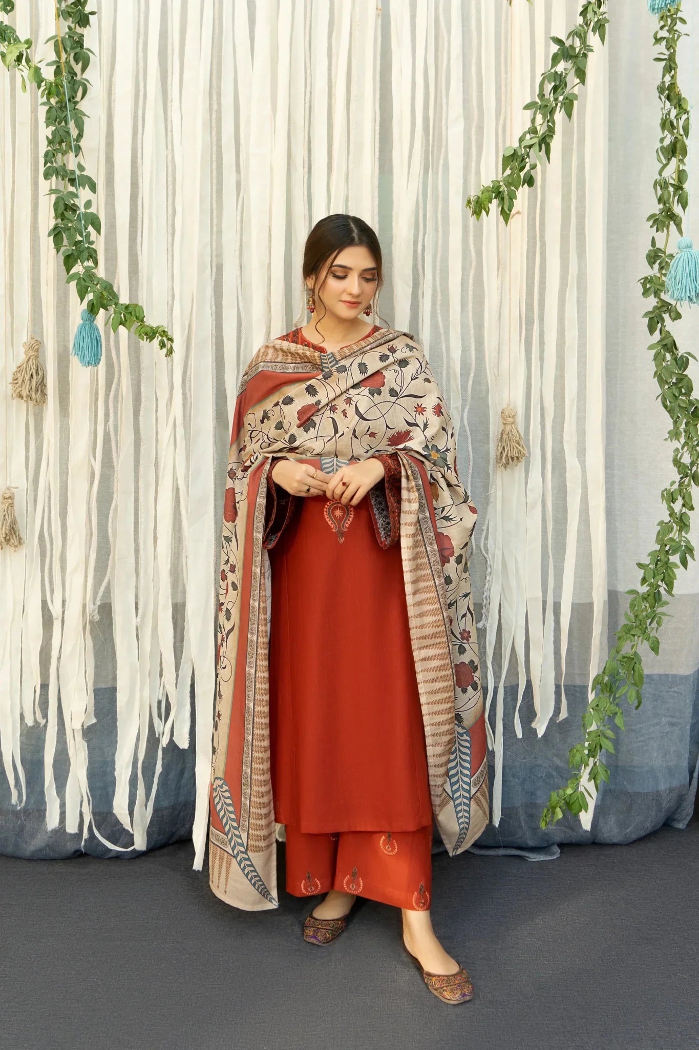 URGE 3PC Dhanak Embroidered With Digital Printed Shawl-651 - QQ