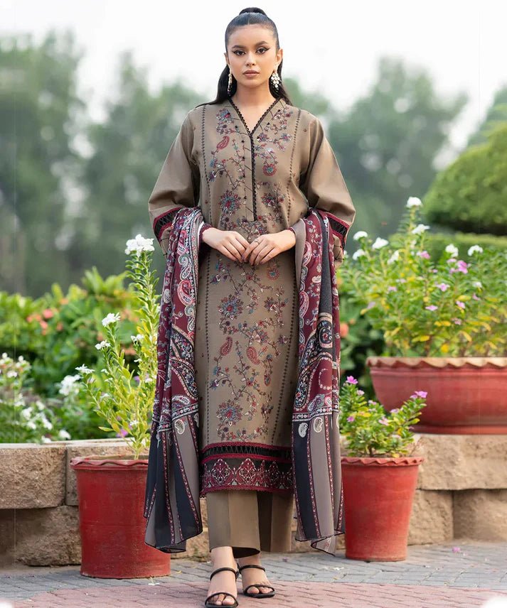 Lawn 3PC Embroidered With Digital Printed Jauqard Dupatta- 5238 - QQ