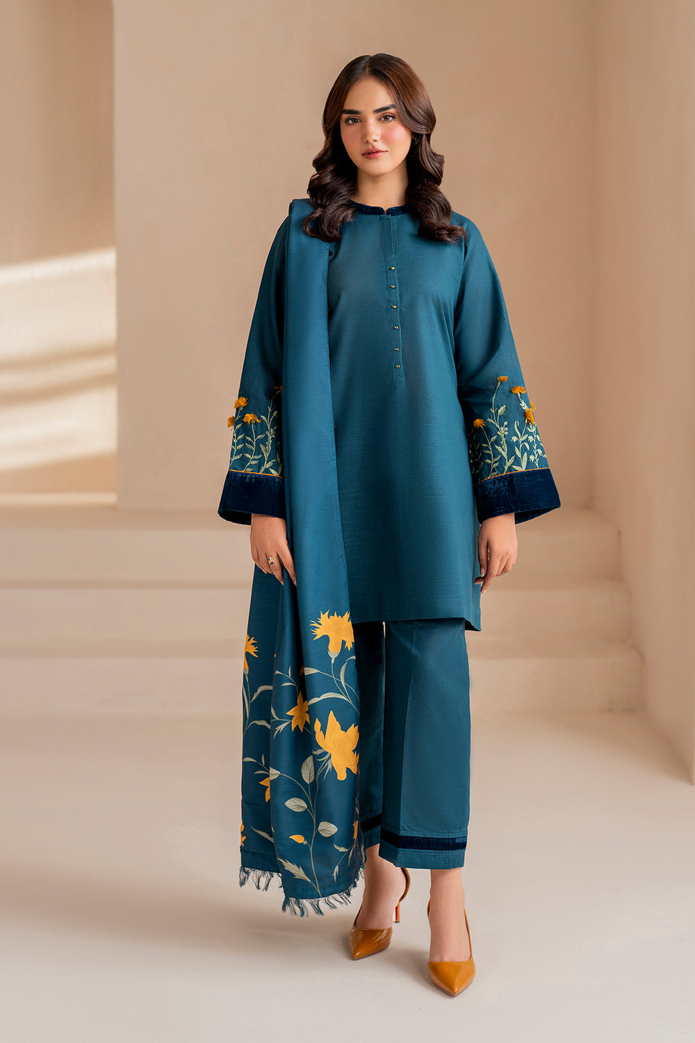 EMBROIDERED DHANAK PR-999