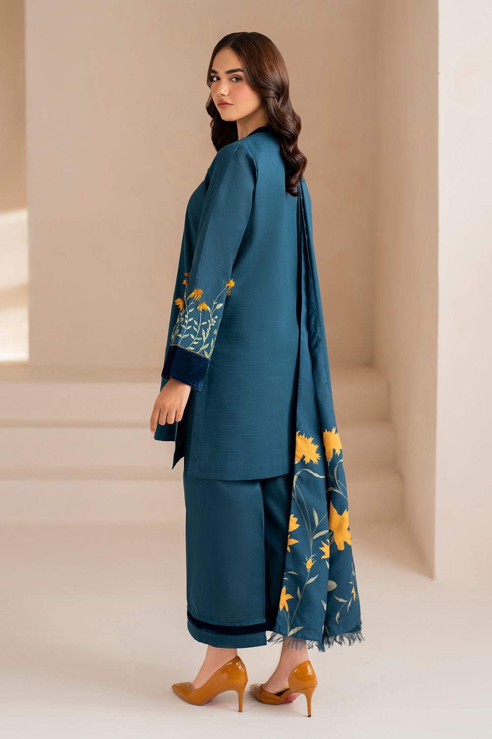 EMBROIDERED DHANAK PR-999