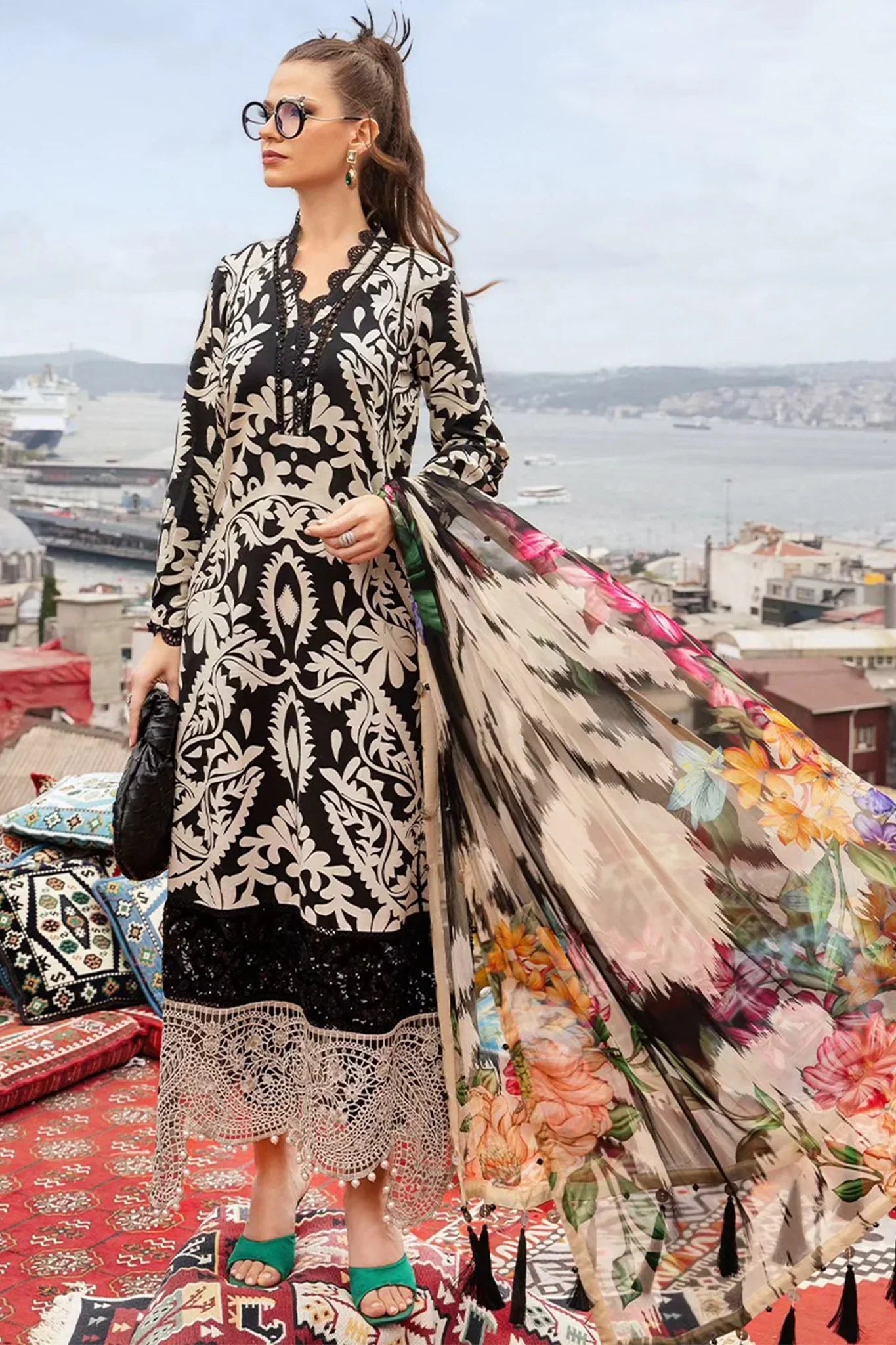 ZAINAB CHOTTANI 3PC LAWN PRINTED Q912