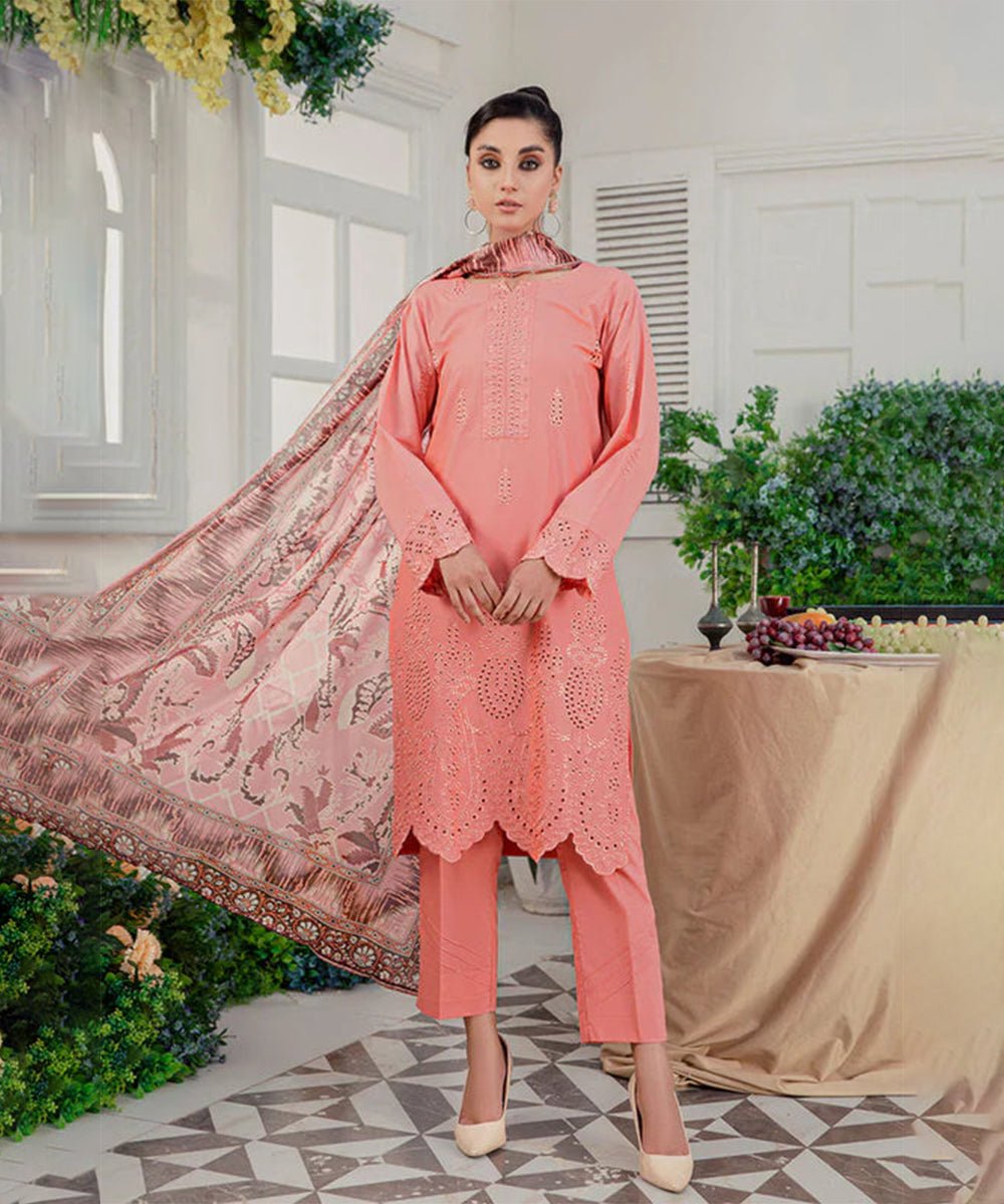 SAFWA FLORAL 3PC Dhanak Embroidered Shirt With Digital Printed Shawl-2003 - QQ