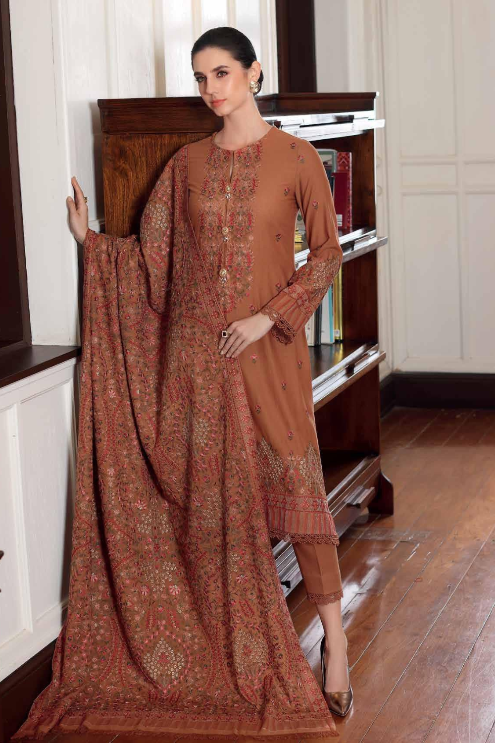 Dhanak 3PC Embroidered Q0324