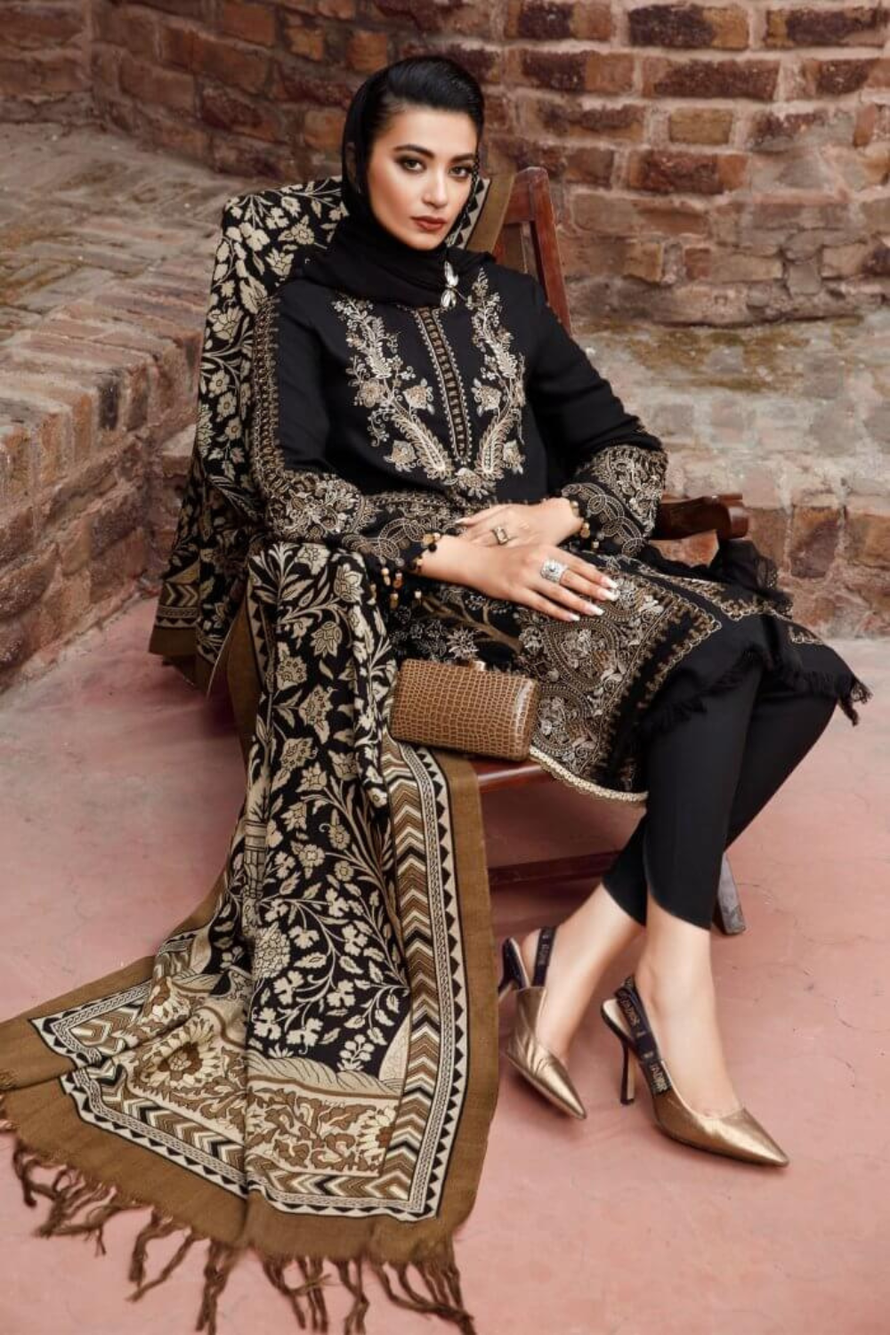 Maria B 3Pcs Dhanak Embroidered MB-1160