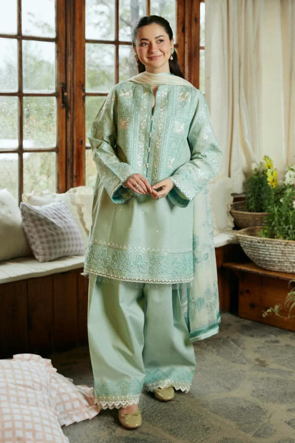 Zara ShahJahan 3PC LAWN EMBROIDERED Q672