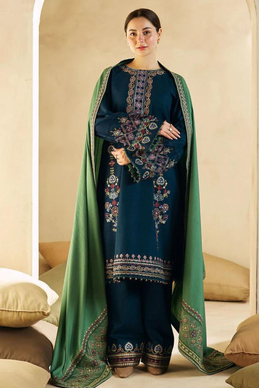 Dhanak 3PC Embroidered Q0222