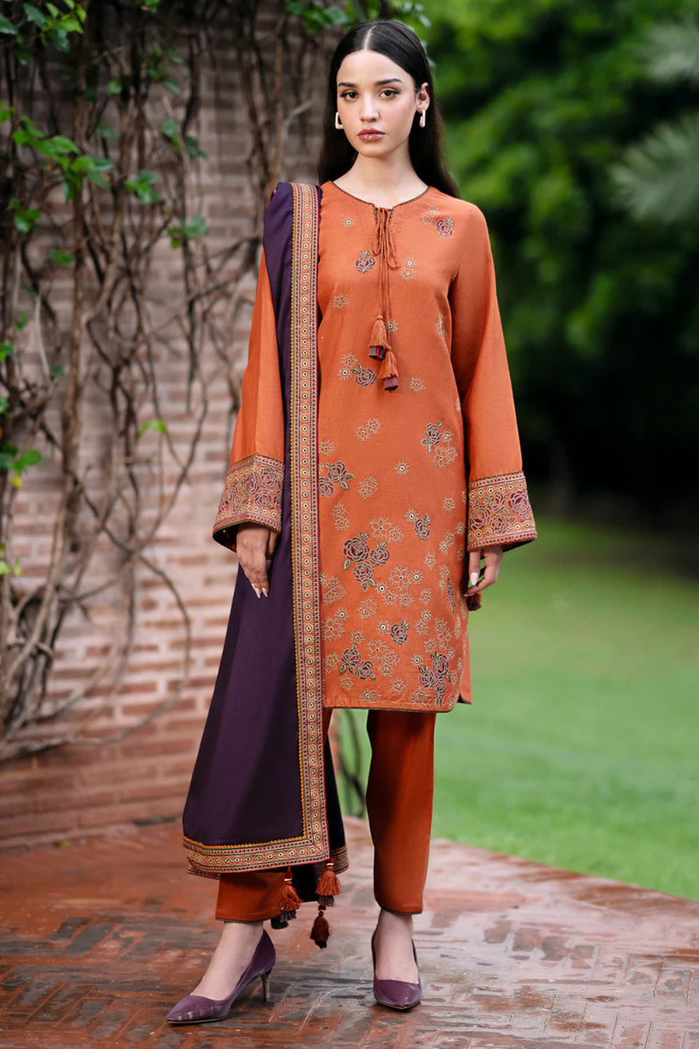 Dhanak 3PC Embroidered Q0433