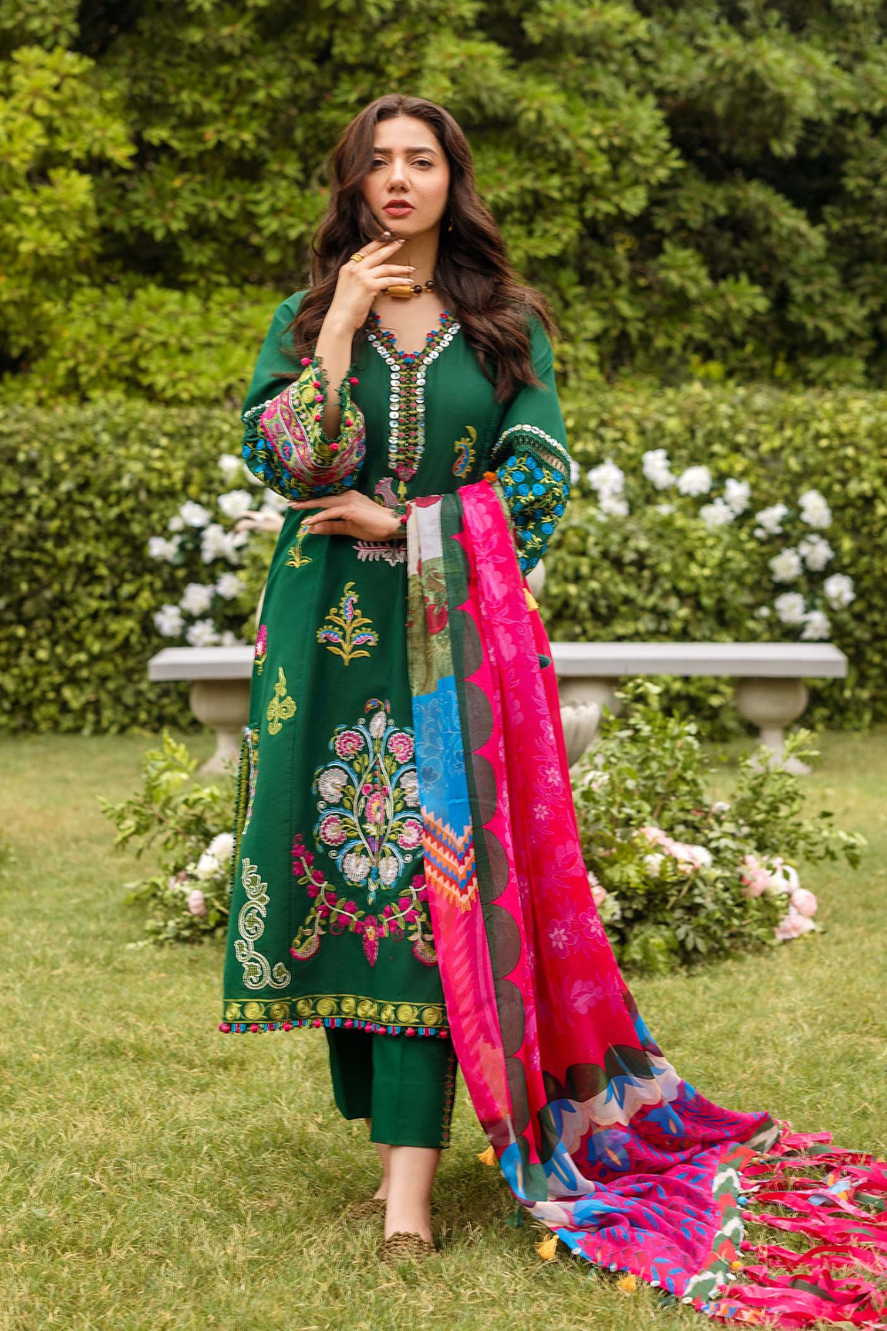 3PC Dhanak Embroidered Shirt with printed funcy dupatta Q0950