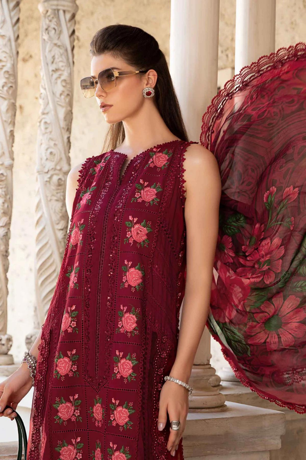 3PC Lawn Embroidered Q629