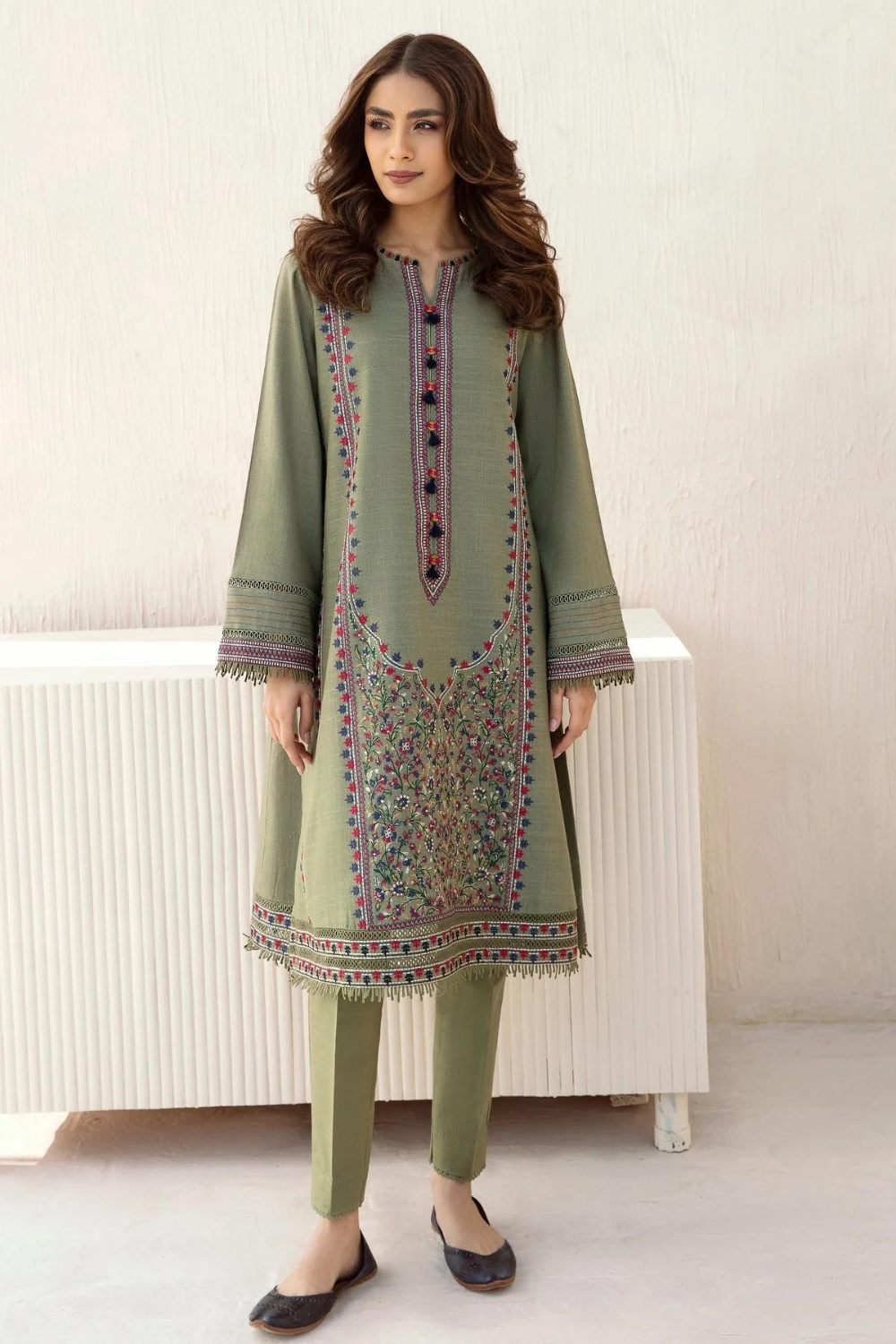 Dhanak 3PC Embroidered Q0245