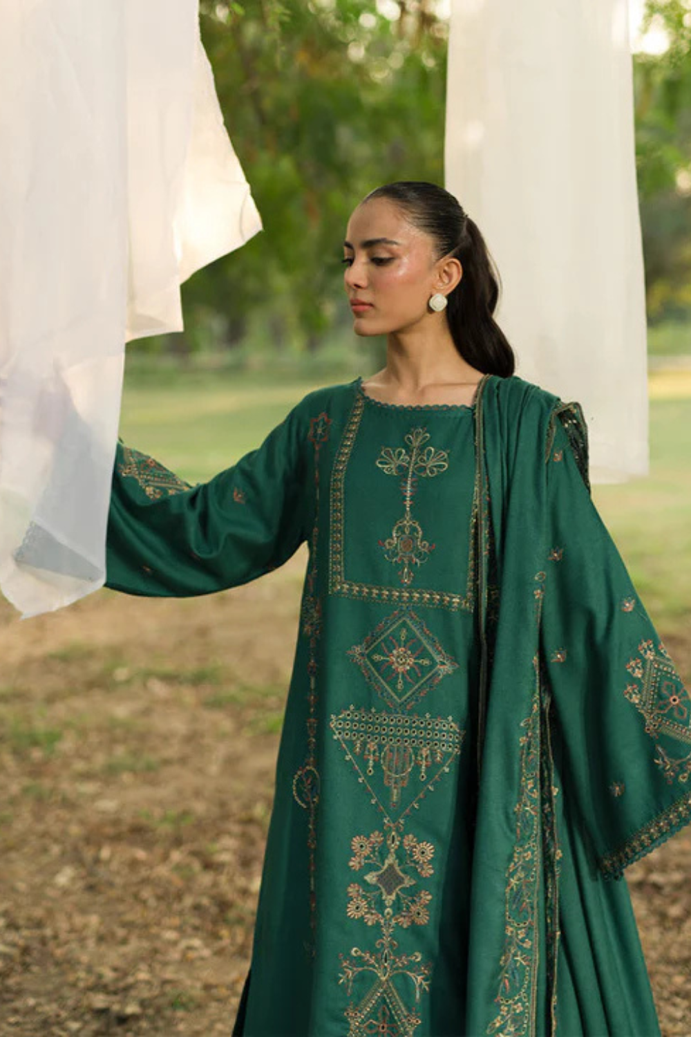 3PC Dhanak Embroidered Shirt with printed funcy dupatta Q0951