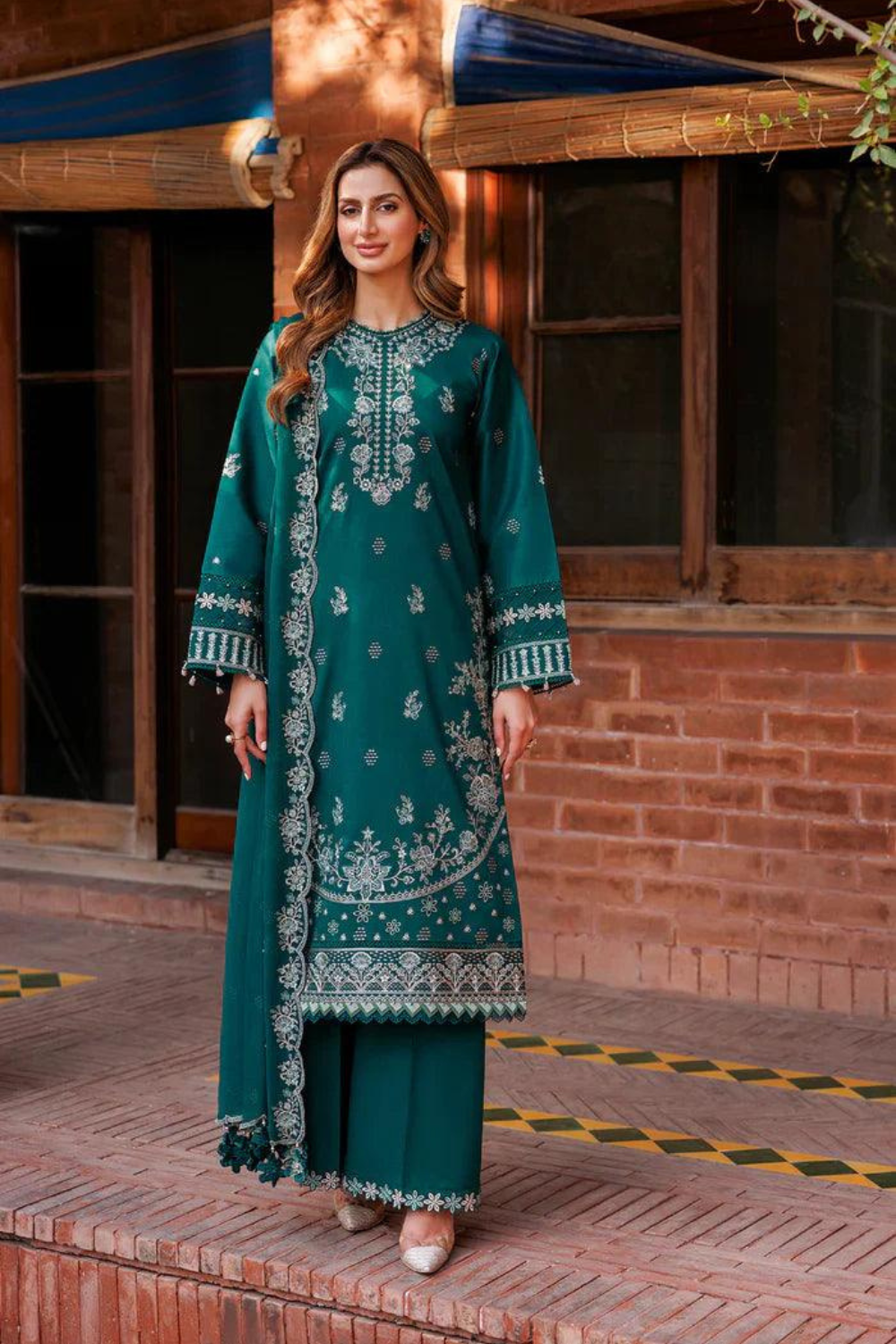 3PC Dhanak Embroidered Shirt with printed funcy dupatta Q0953