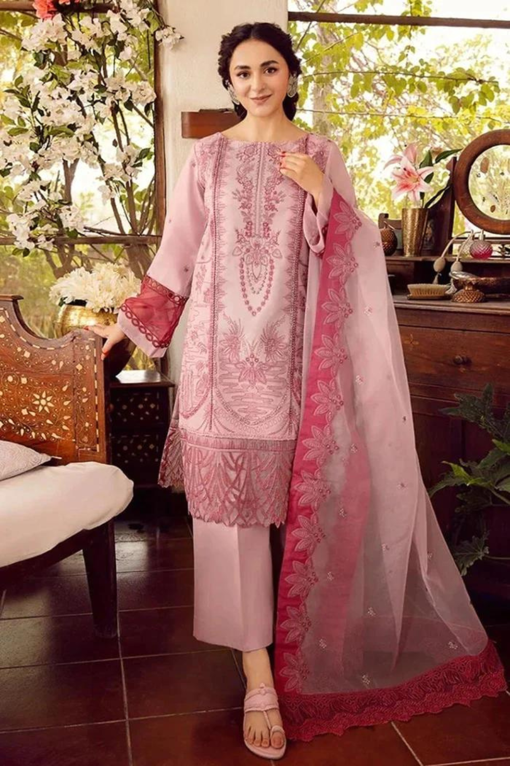 Rang rasiya 3PC Lawn Embroidered Q281