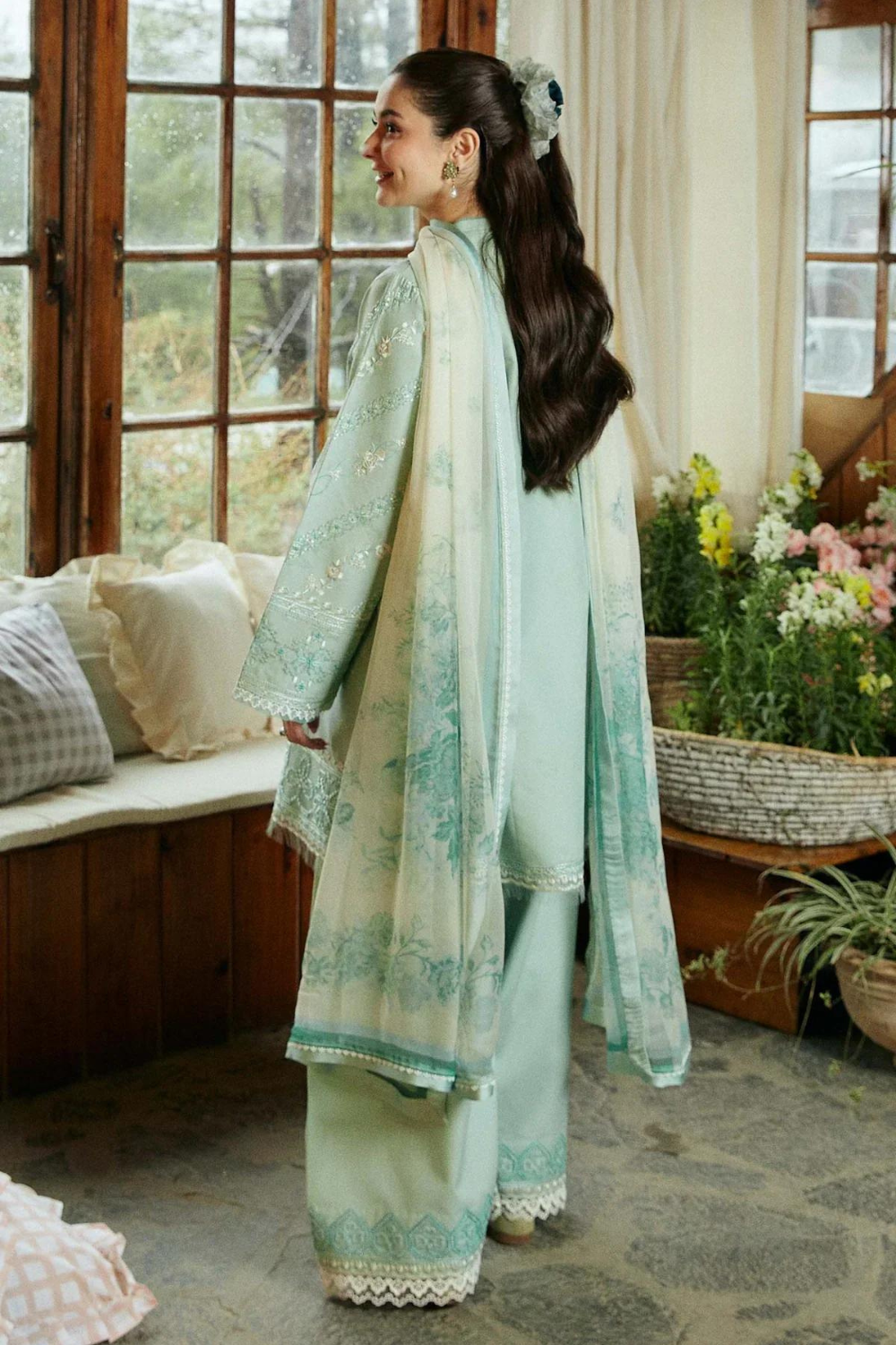 Zara ShahJahan 3PC LAWN EMBROIDERED Q672