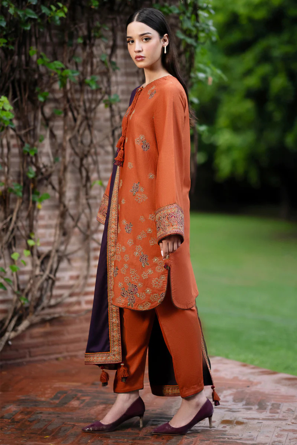 Dhanak 3PC Embroidered Q0433