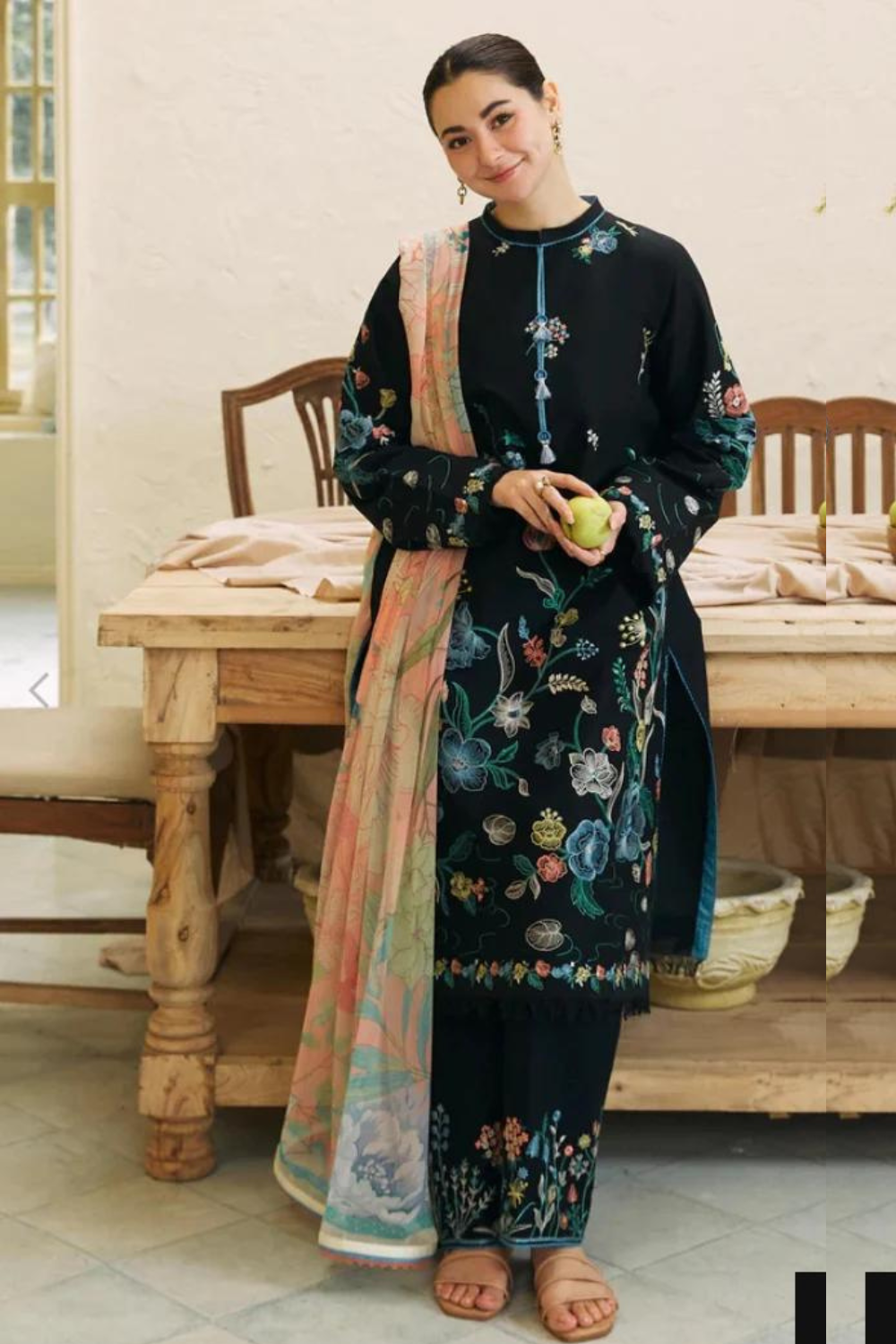 Zara ShahJahan 3PC LAWN EMBROIDERED Q670