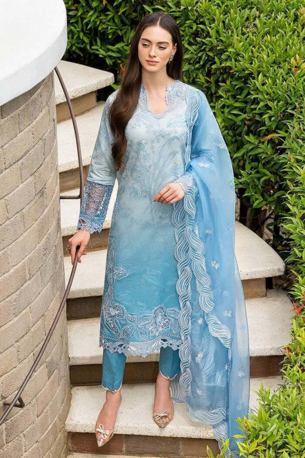 3PC LAWN EMBROIDERED Q447