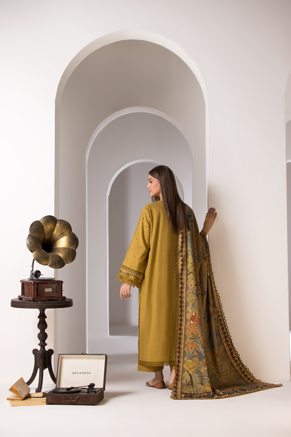 SOBIA NAZIR 3PC DHANAK EMBROIDERED-686 D