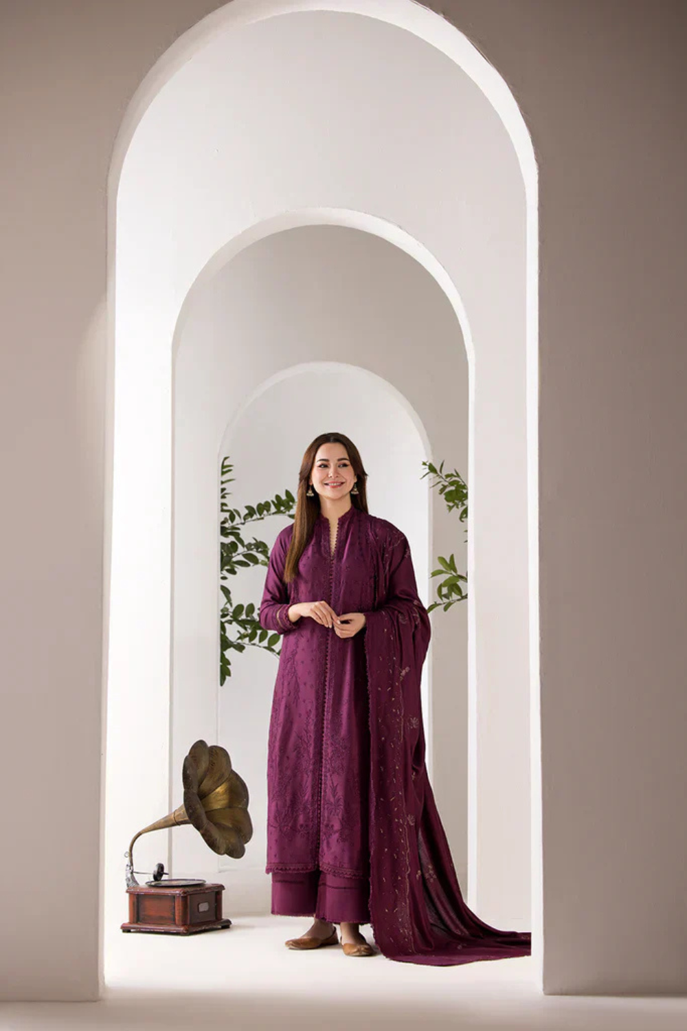 3PC Dhanak Embroidered Shirt with printed funcy dupatta Q0945