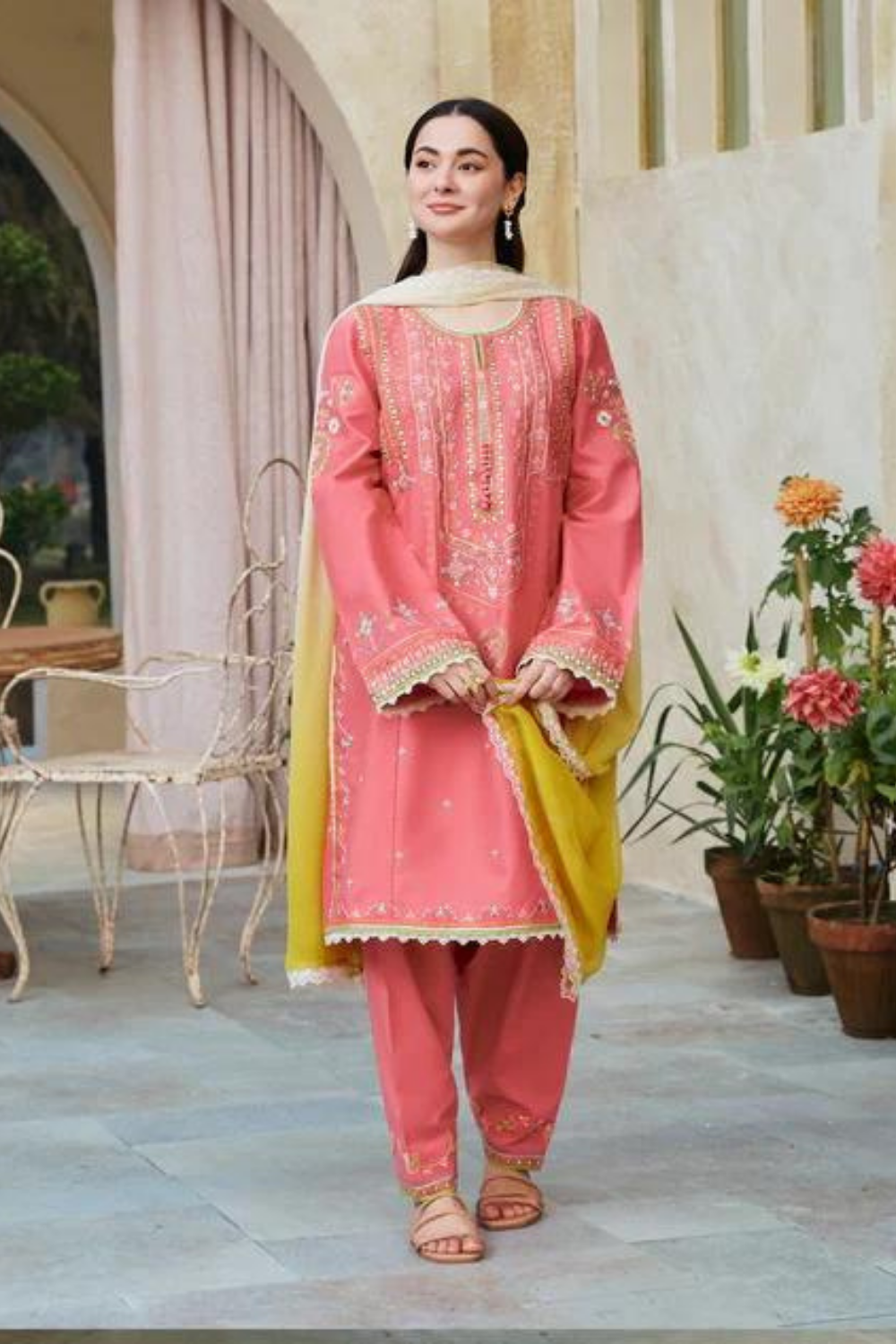 3PC Lawn Embroidered Q418