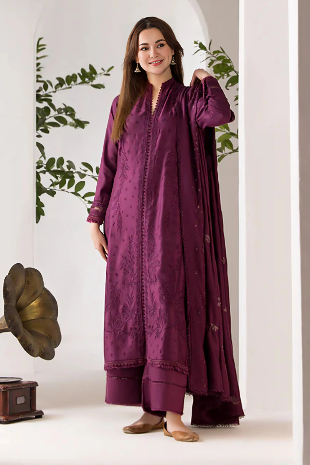 3PC Dhanak Embroidered Shirt with printed funcy dupatta Q0945