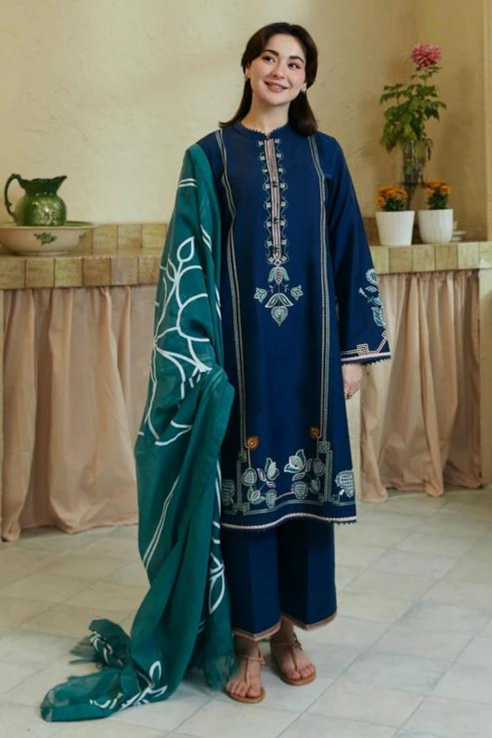 3PC Lawn Embroidered Q344