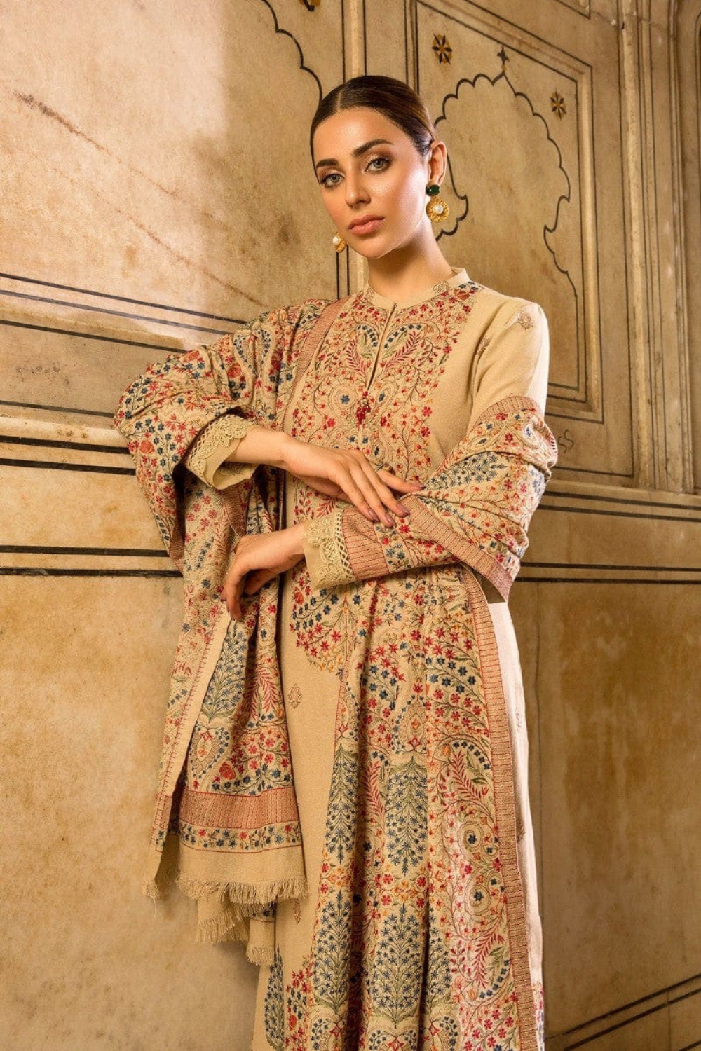 Dhanak 3PC Embroidered Q0240