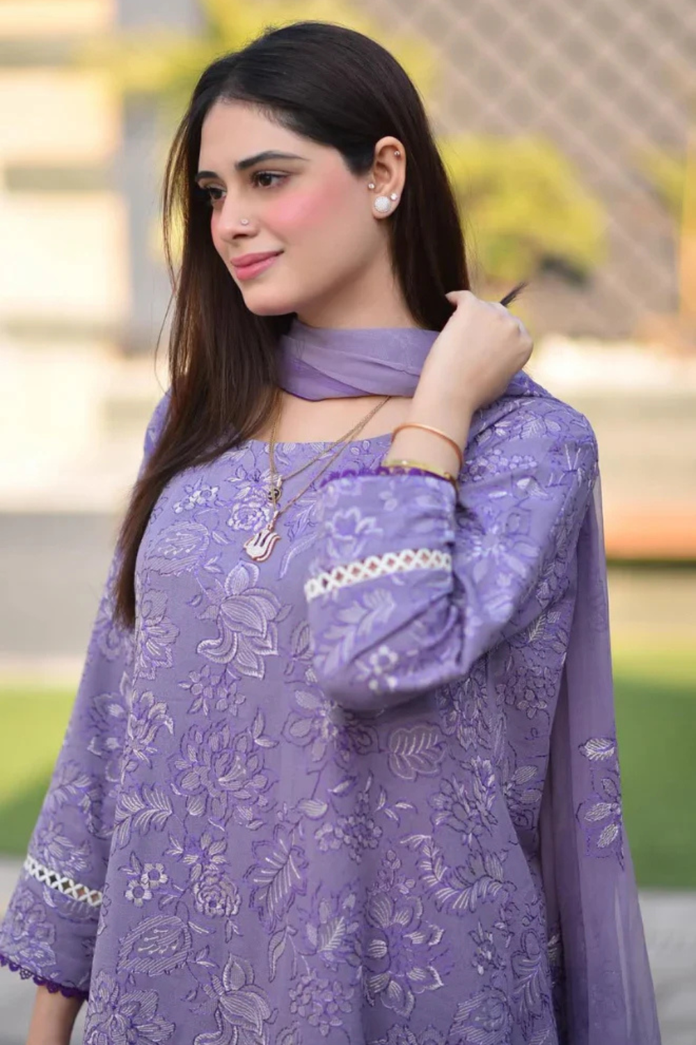 Mushq 3Pcs Lawn Embroidered Q955