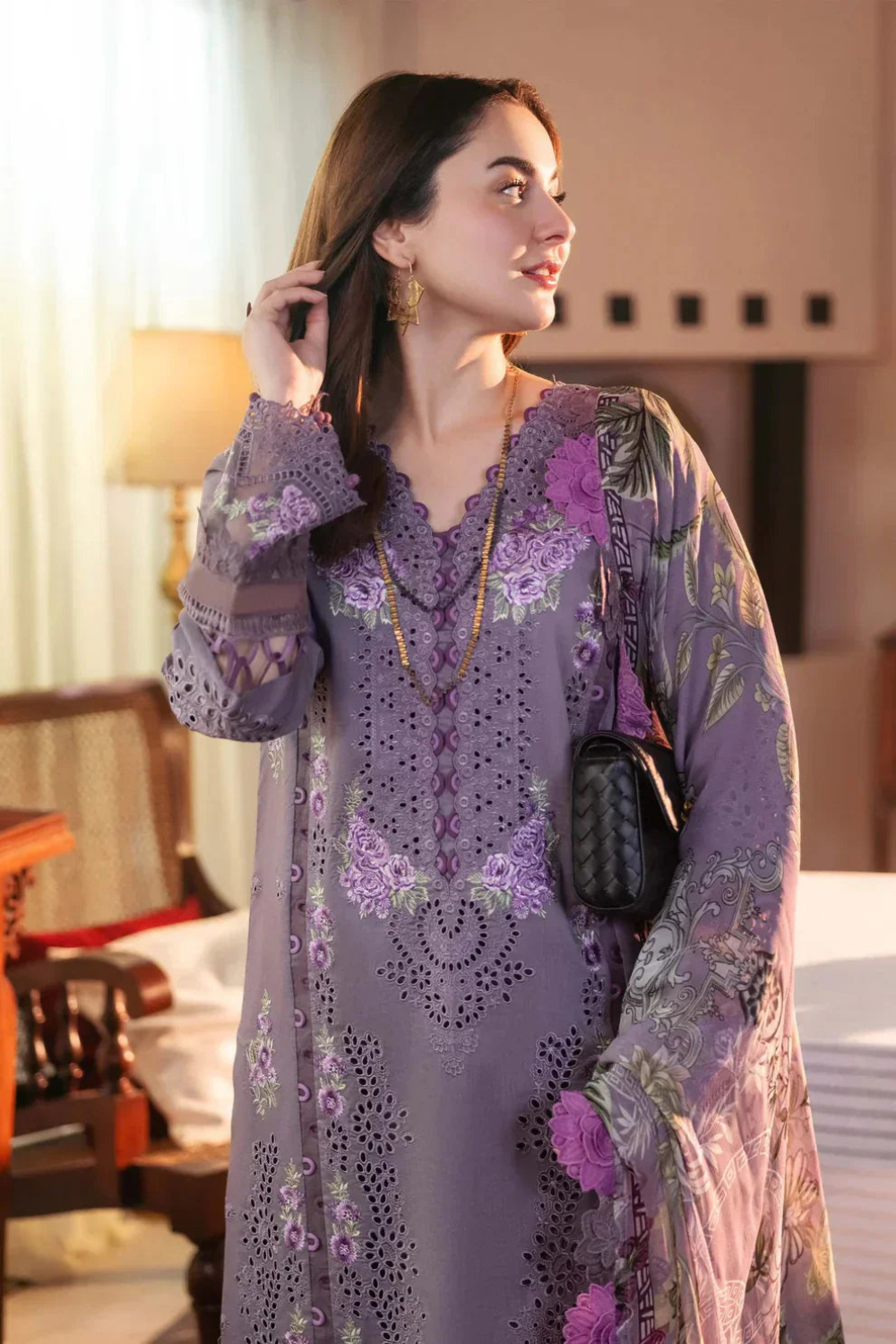 Lawn-3PC Embroidered Shirt with Digital Printed Jacquard Dupatta - 5189