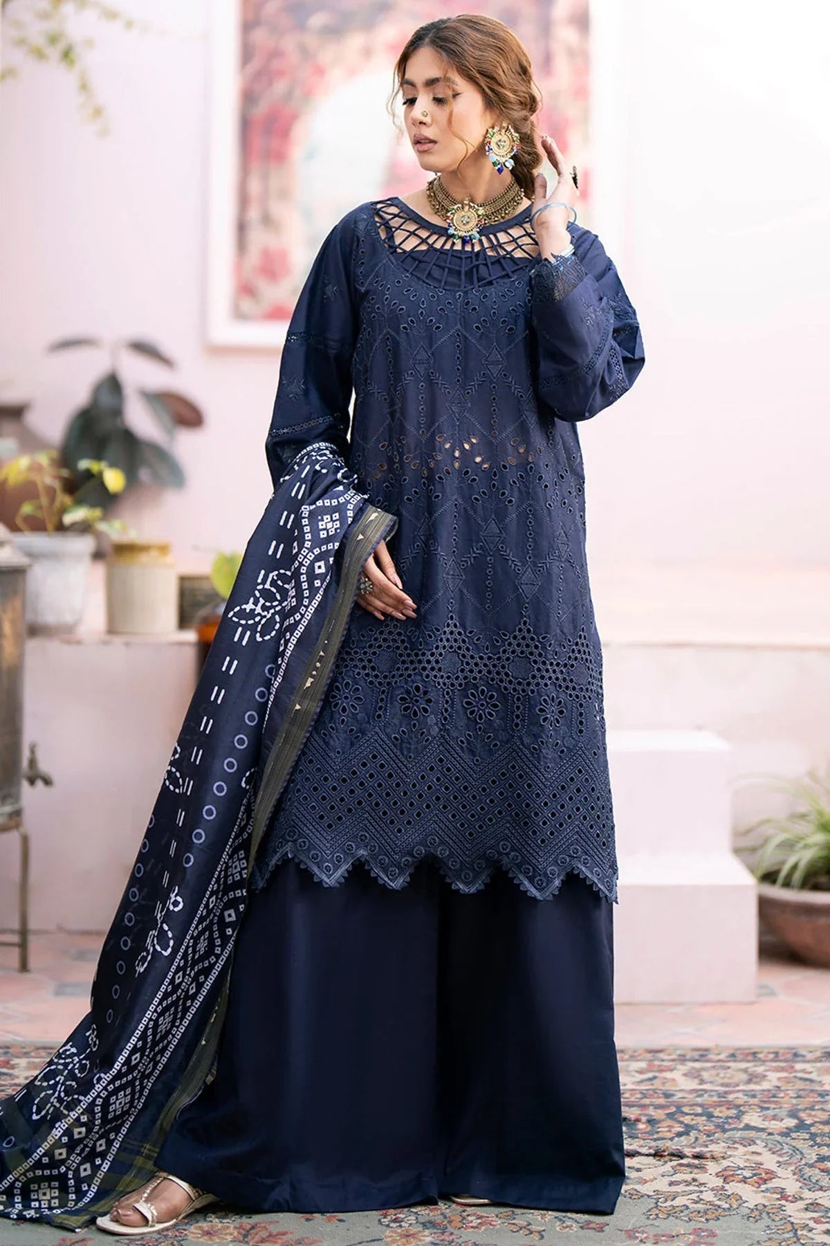 Dhanak 3PC Embroidered Q0390