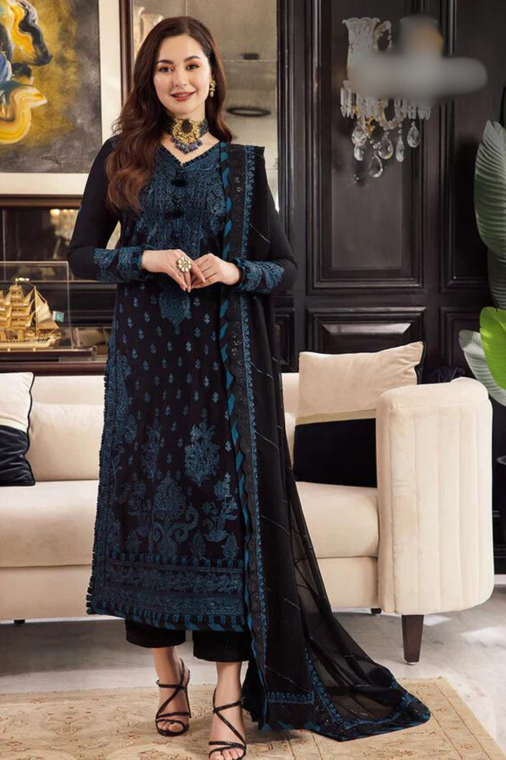 3PC Lawn Embroidered Q423