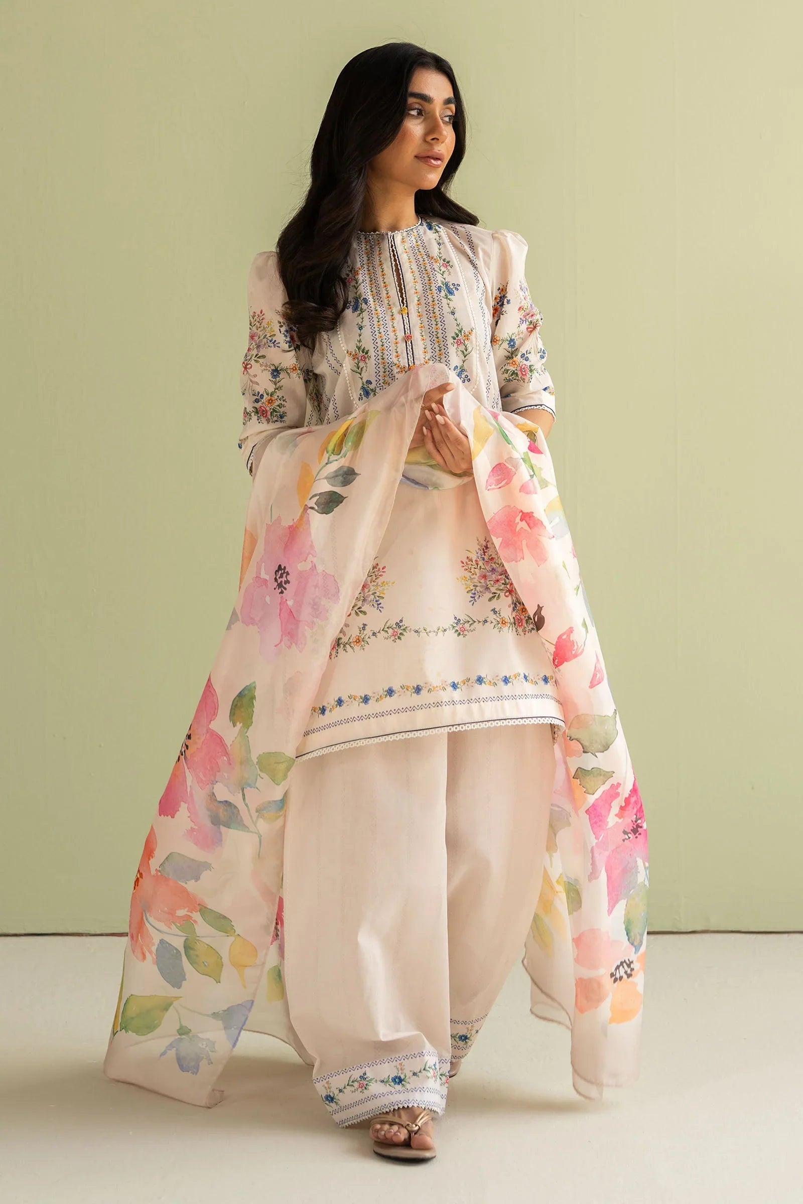 ZAINAB CHOTTANI 3PC  LAWN PRINTED Q907