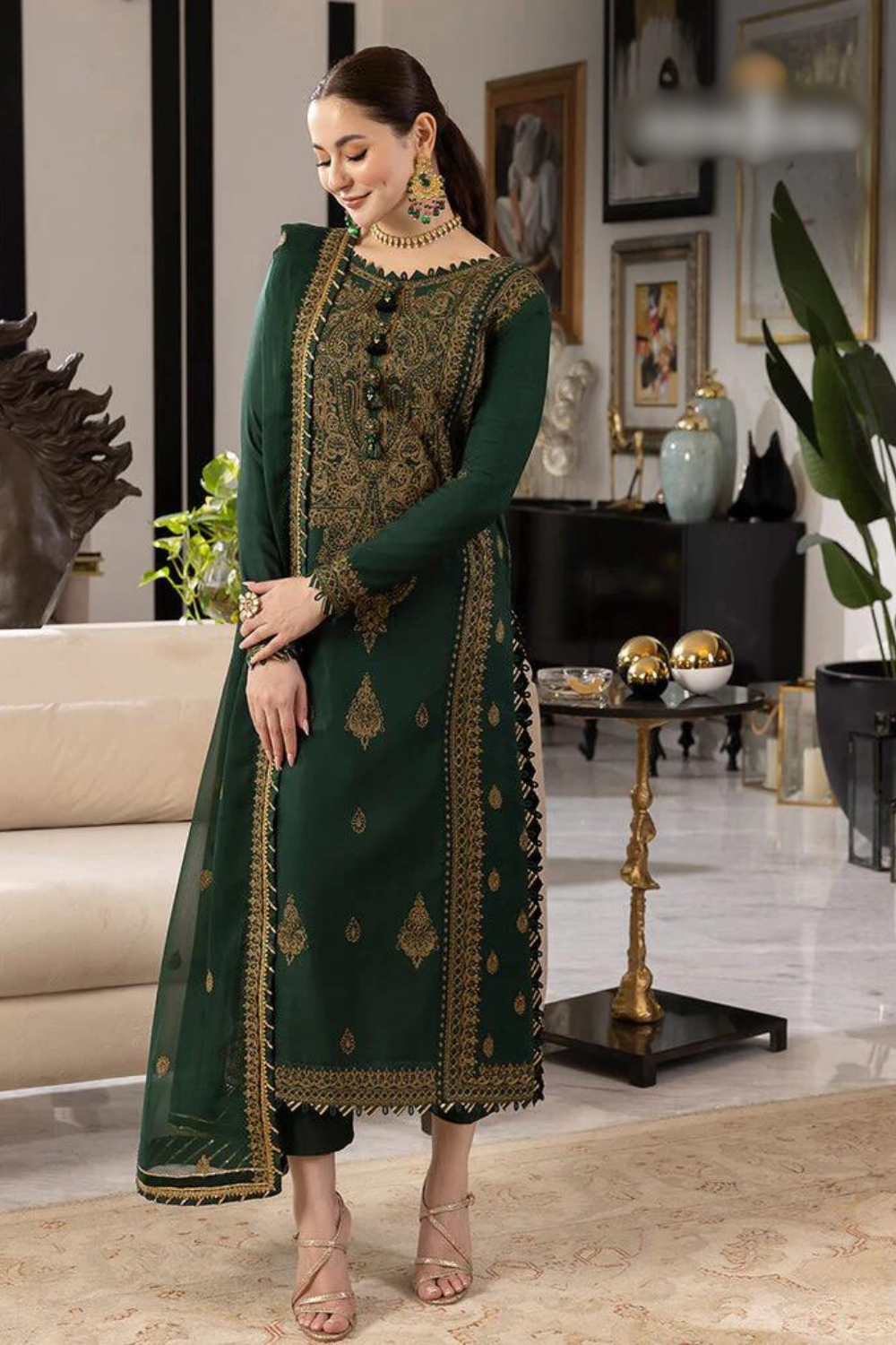 3PC LAWN EMBROIDERED Q449