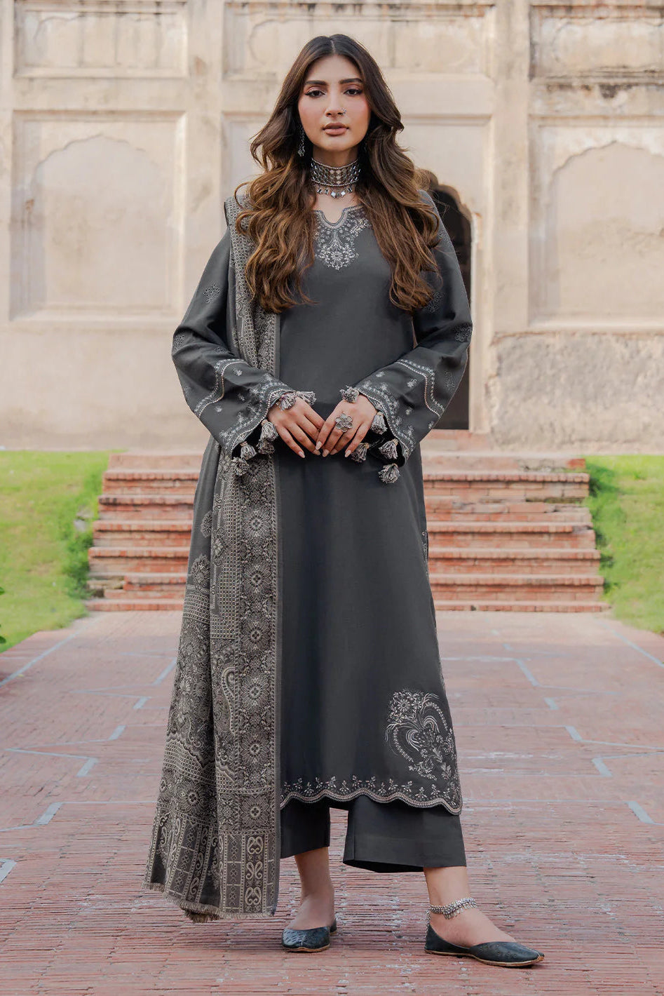 Lawn-3PC Embroidered with Digital Printed Jacquard Dupatta-5050