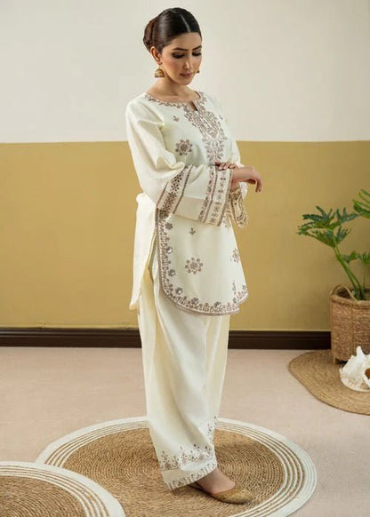 Lawn-2PC Embroidered Suit-5333 - QQ