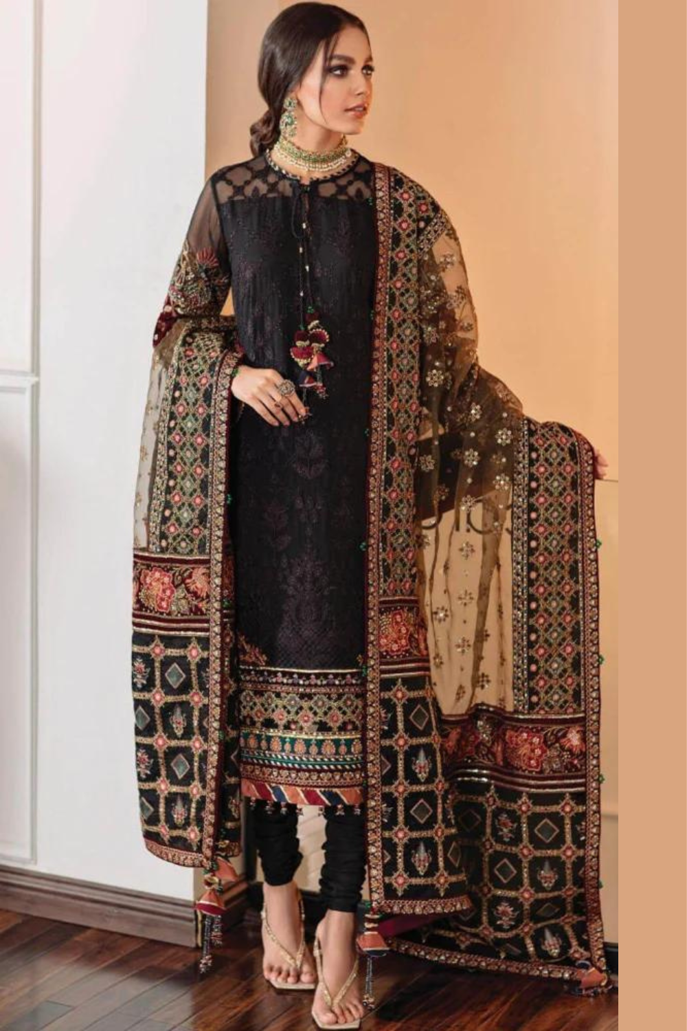 3PC LAWN EMBROIDERED Q190